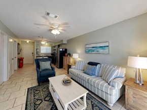 Stunning home in Gulf Shores with Outdoor swimming pool and 2 Bedrooms